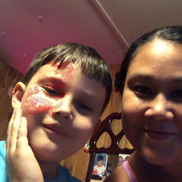 Meet your Posher, Cynthia - Picture 3 of 4